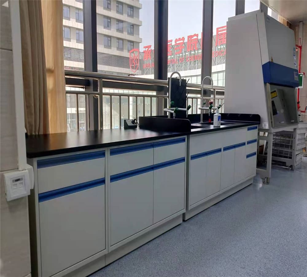 承德醫(yī)學院附屬醫(yī)院(圖7)