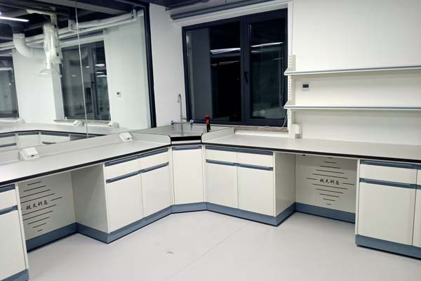 全鋼實(shí)驗(yàn)臺(tái)屬于稅收的什么編碼