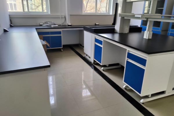 鋼木實(shí)驗(yàn)臺(tái)一般多少錢一米