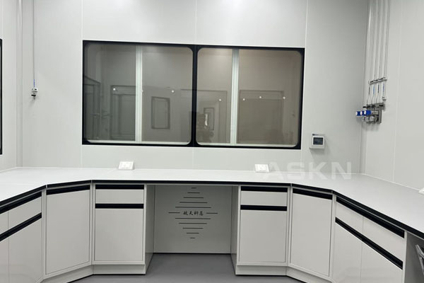 優(yōu)質(zhì)全鋼實(shí)驗(yàn)臺費(fèi)用多少錢？